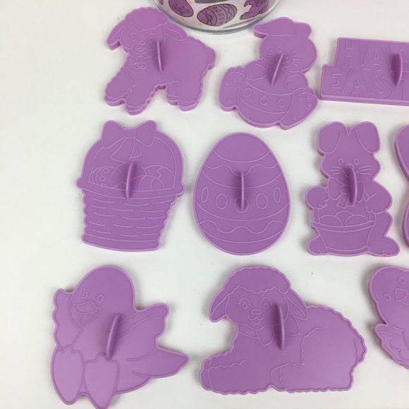 Vtg 1990 Wilton 10 Easter Treats Cookie Cutters Spring Plastic w Orig Container - Picture 9 of 12